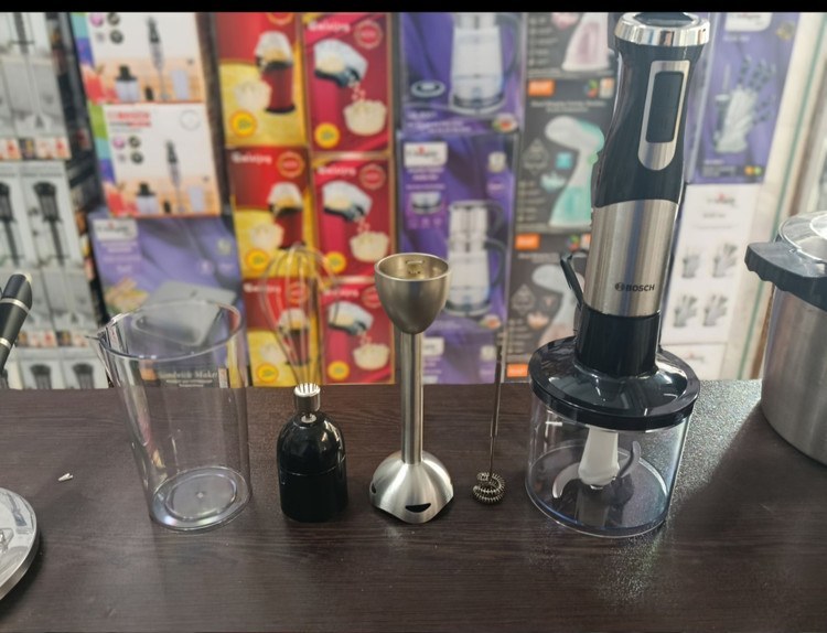گوشت‌کوب برقی بوش مدل WB-115TS قدرت ۱۶۰۰ وات چند کاره